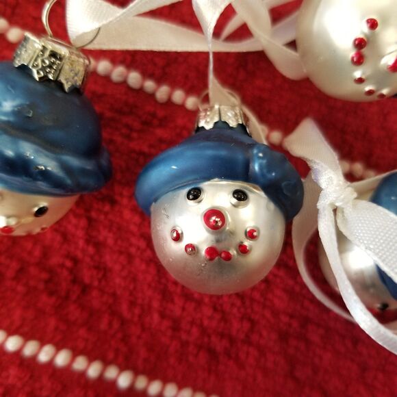Small assorted snowman blown glass ornaments about 1" 14 count - Picture 10 of 11